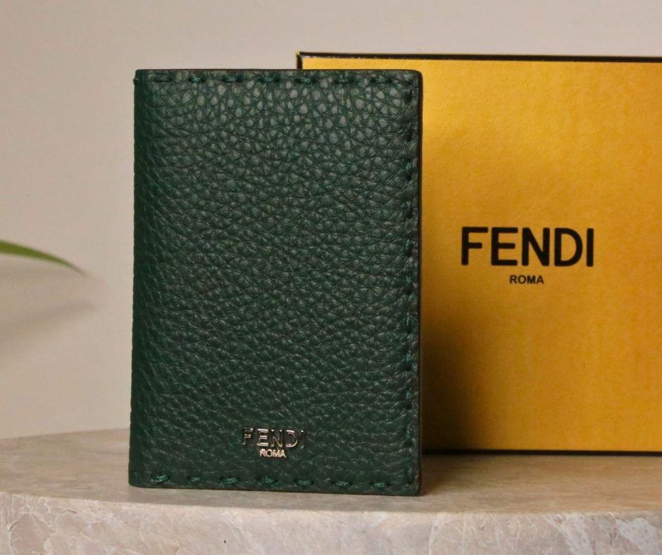 Doplňky — Fendi CardHolder — tmavě zelené pouzdro na karty