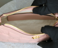 Gucci GG Matelassé — růžová kabelka