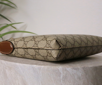 Gucci GG Supreme — béžová kabelka přes rameno — fotografie 6