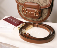 Gucci Horsebit 1955 Mini — béžová a hnědá — fotografie 15